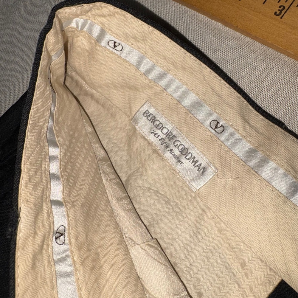 Valentino Uomo Charcoal Grey Wool Pleated Trousers Bergdorf Goodman Mens 32x28.5 - Picture 3 of 9